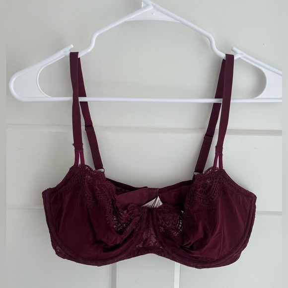 Victoria’s Secret Wicked Unlined Lace Balconette Bra - Picture 1 of 5